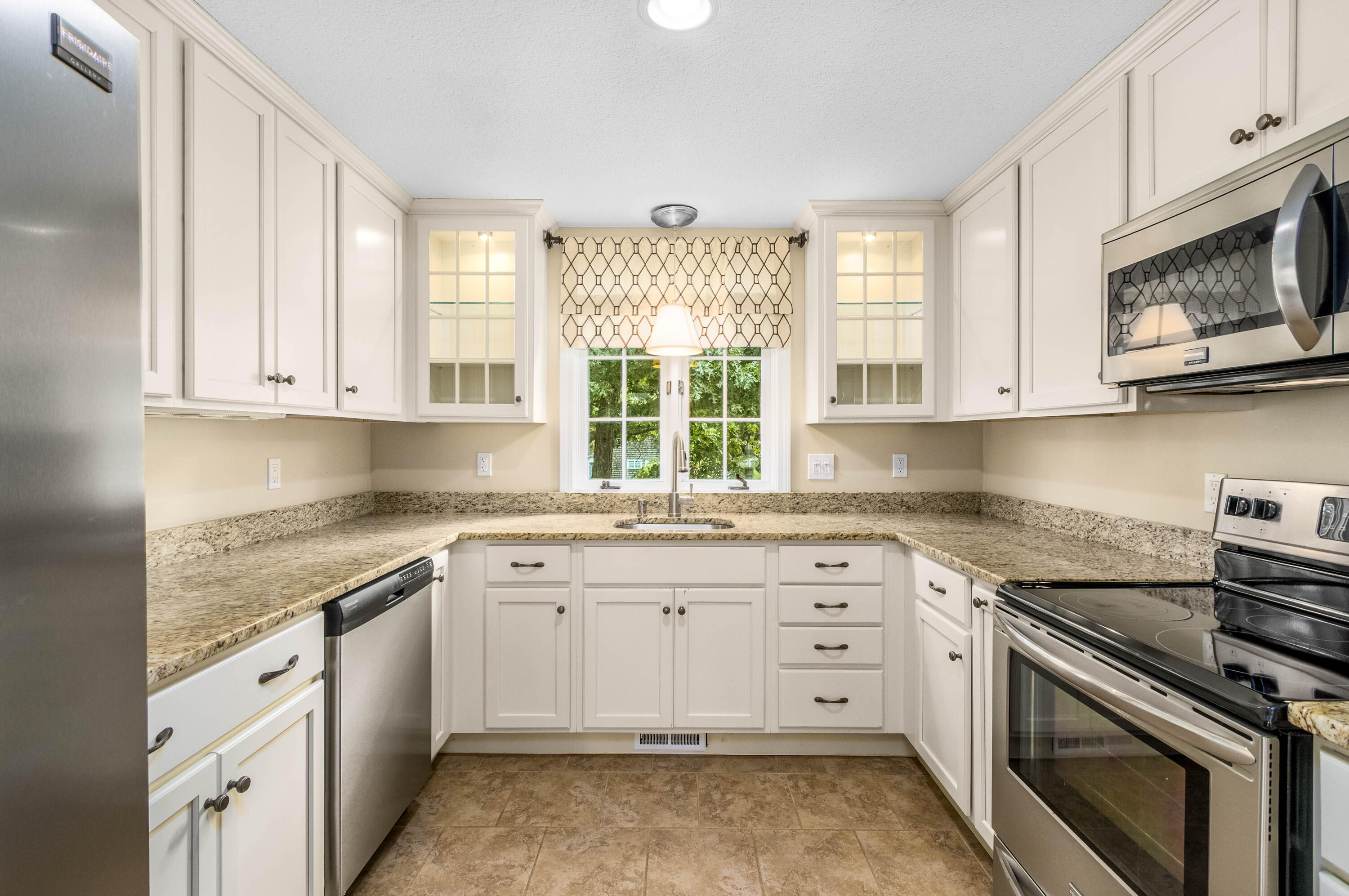 59 Debs Hill Road Yarmouth Port MA 02675