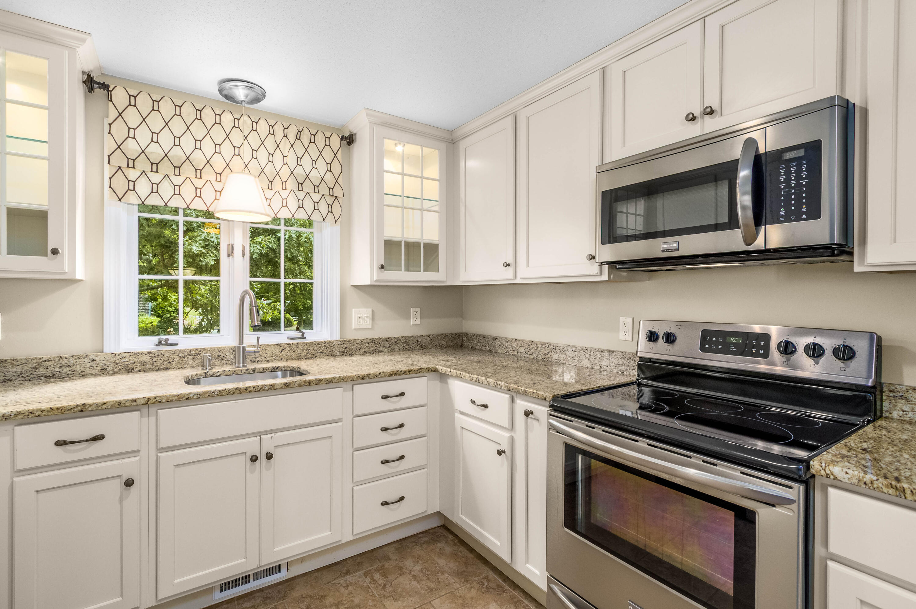 59 Debs Hill Road Yarmouth Port MA 02675