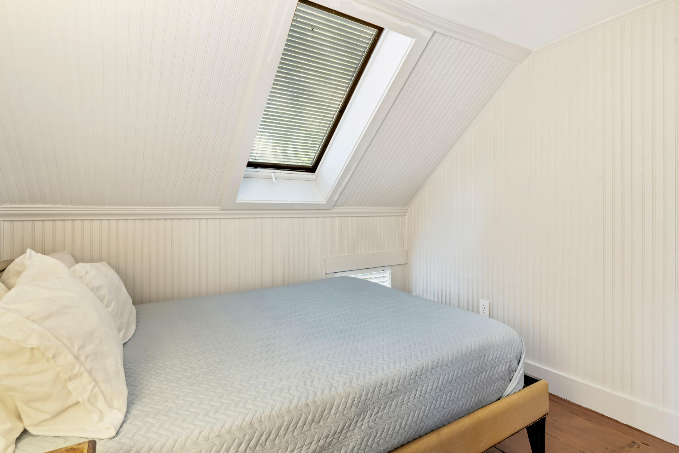 12 Cottage Street Provincetown MA 02657