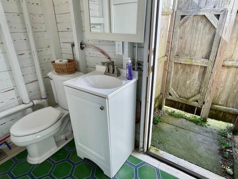 12 Cottage Street Provincetown MA 02657