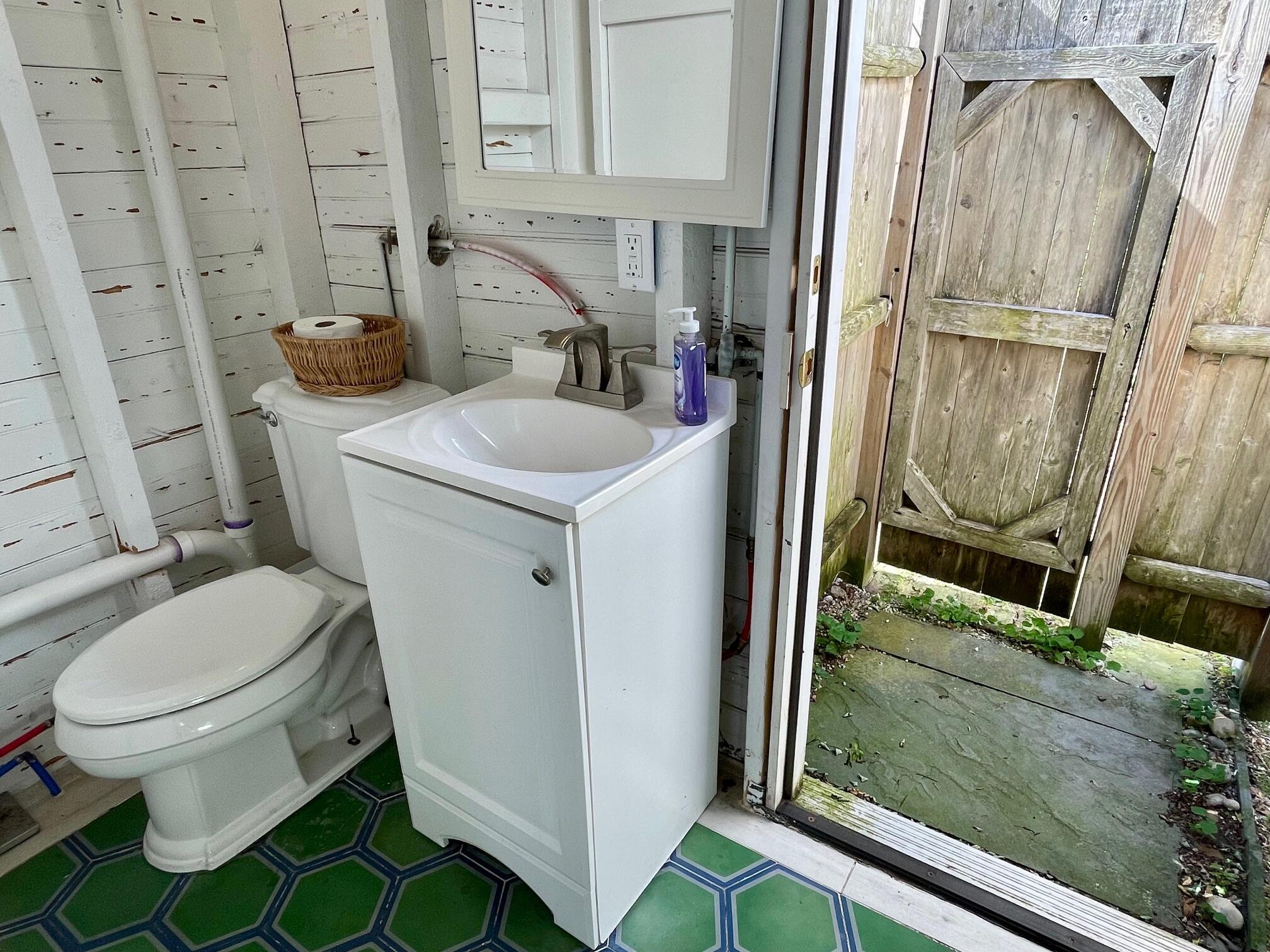 12 Cottage Street Provincetown MA 02657