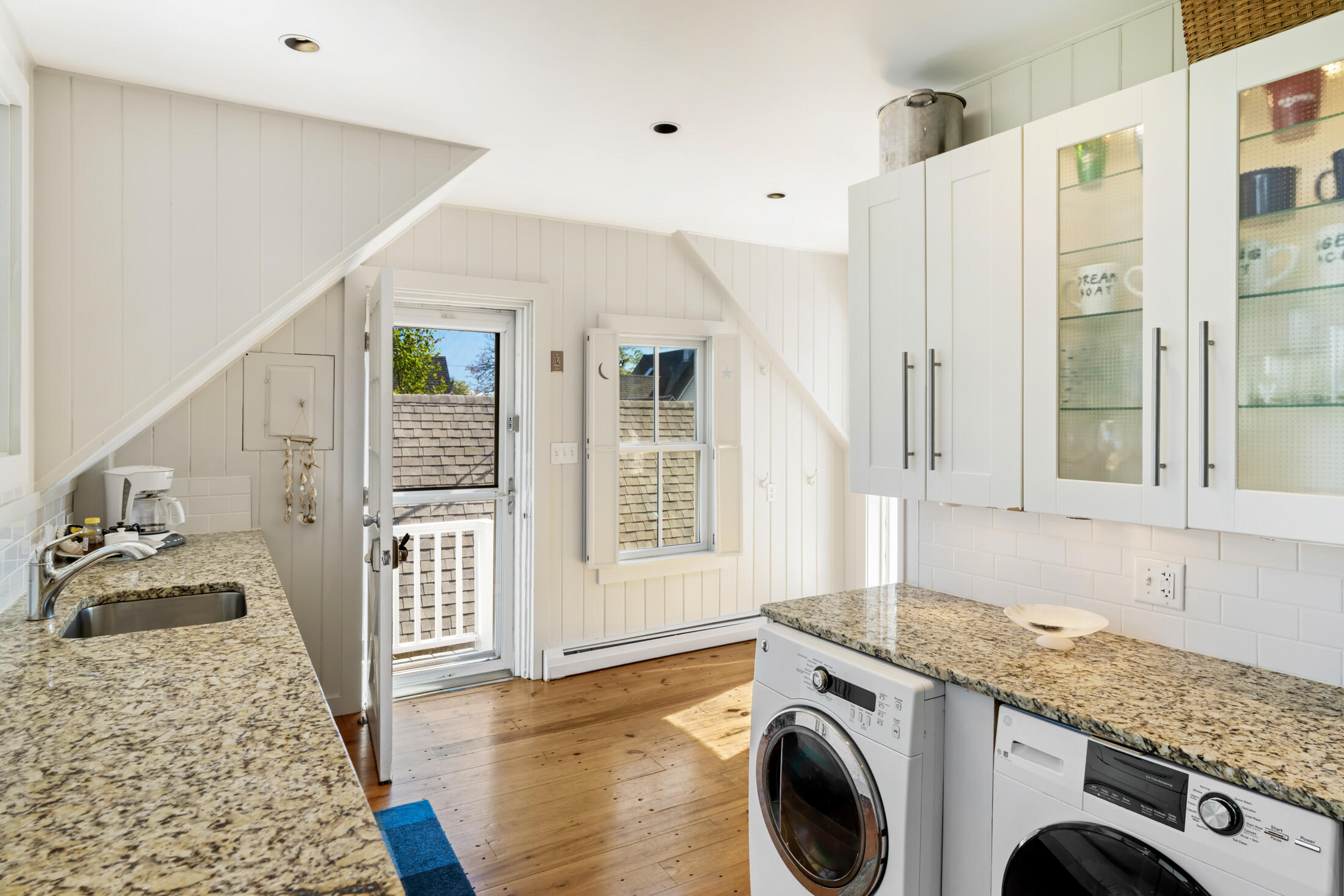 12 Cottage Street Provincetown MA 02657