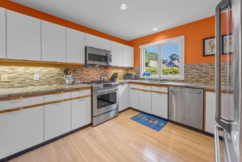 11 Juniper Circle Brewster MA 02631