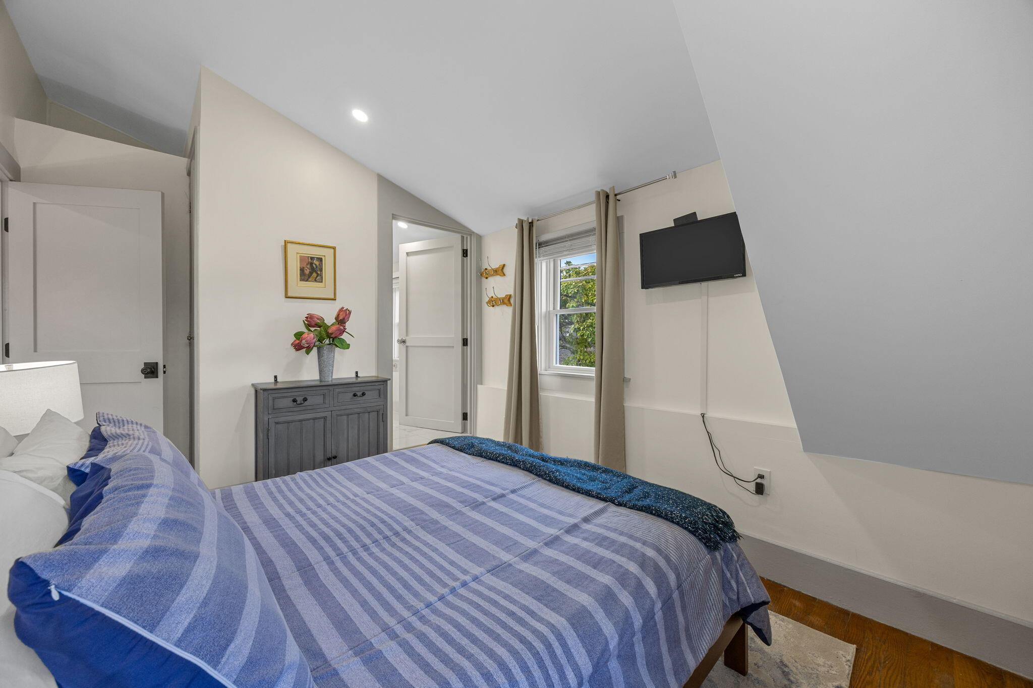 233 Bradford Street Provincetown MA 02657