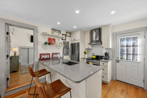233 Bradford Street Provincetown MA 02657