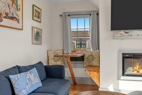 233 Bradford Street Provincetown MA 02657