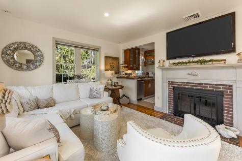 328 Boxberry Hill Road Falmouth MA 02536