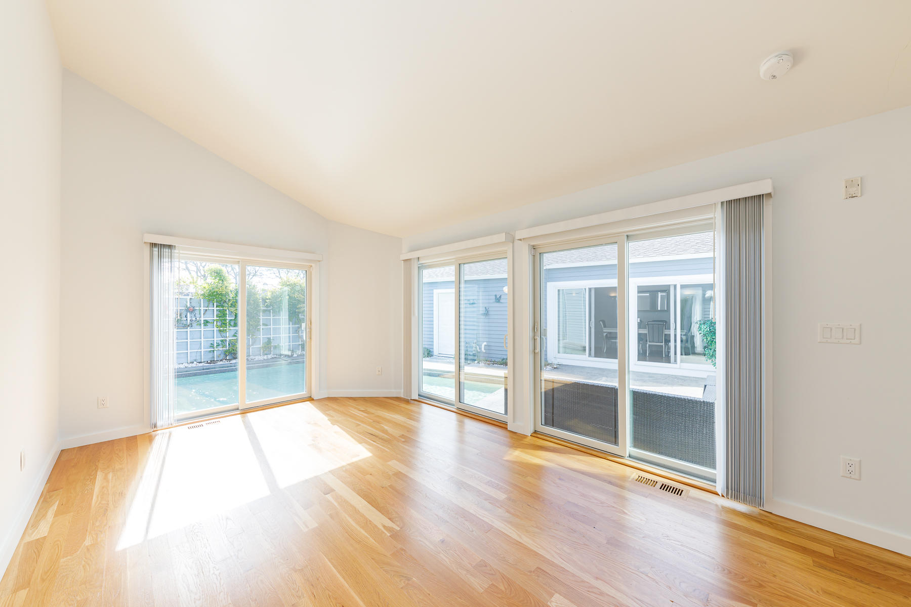 5 Sand Dunes Court Mashpee MA 02649