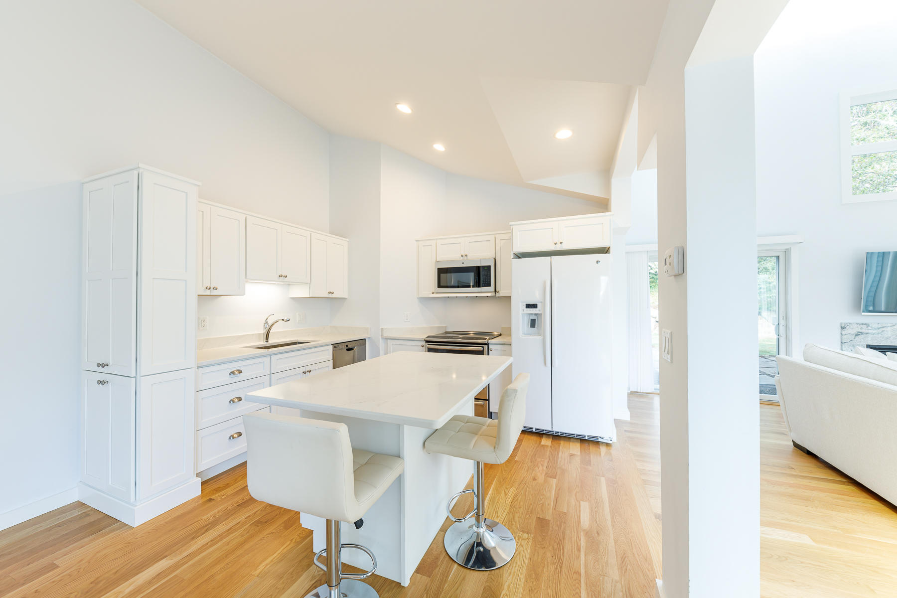 5 Sand Dunes Court Mashpee MA 02649