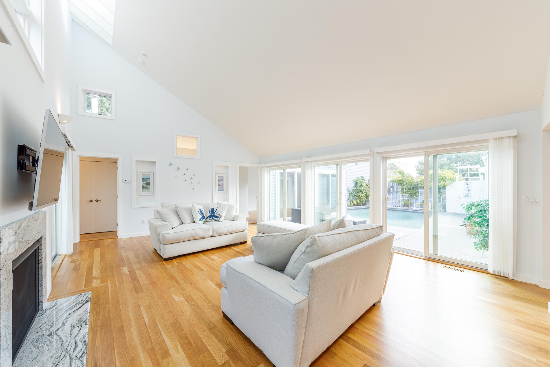 5 Sand Dunes Court Mashpee MA 02649