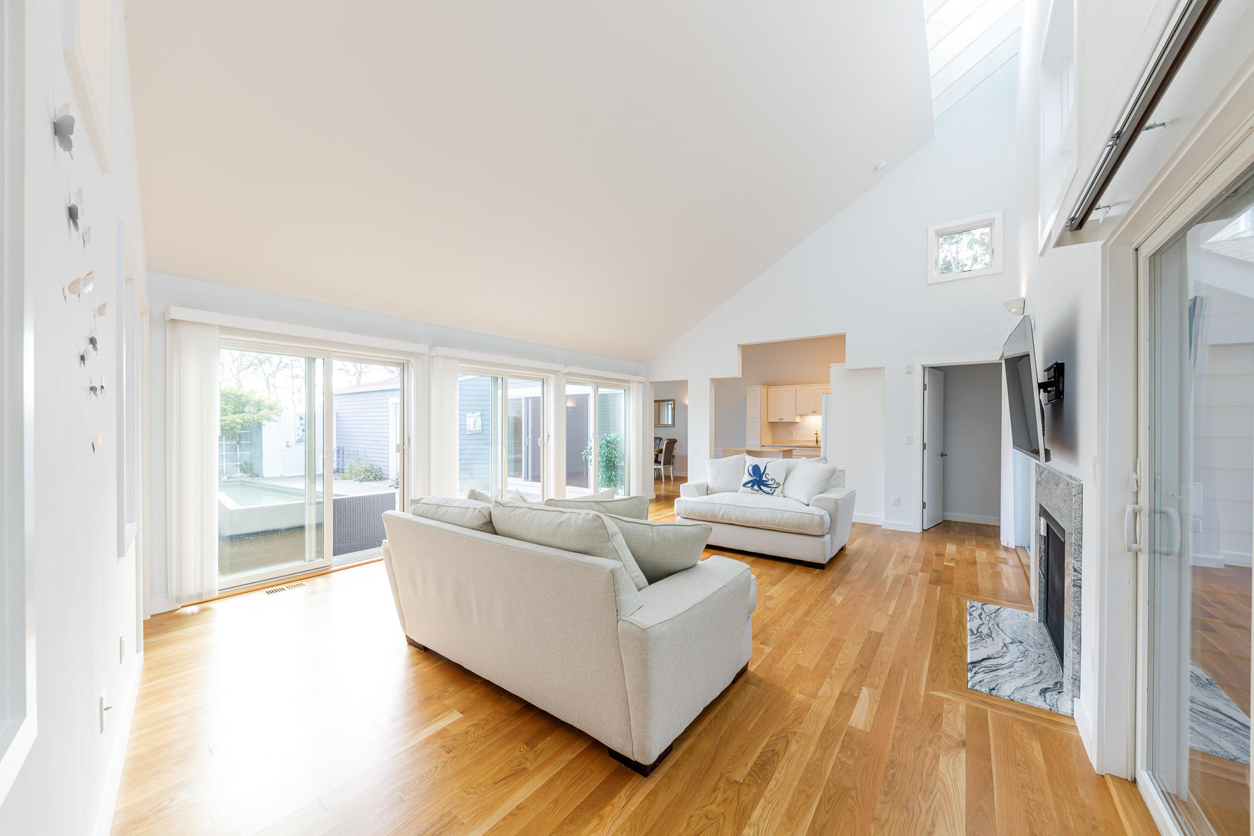5 Sand Dunes Court Mashpee MA 02649