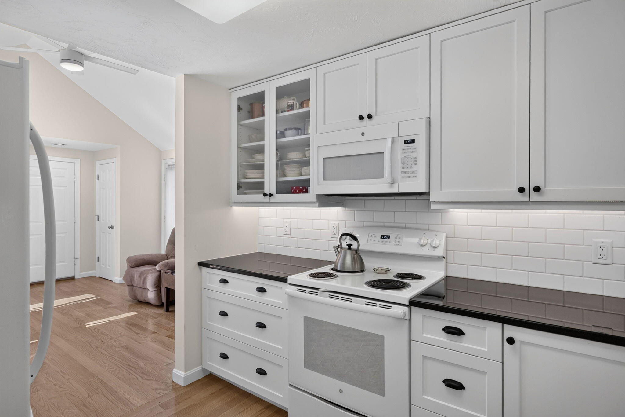 12 W West Woods Village Yarmouth Port MA 02675
