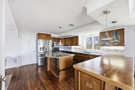 80 Mattakese Road Yarmouth MA 02673