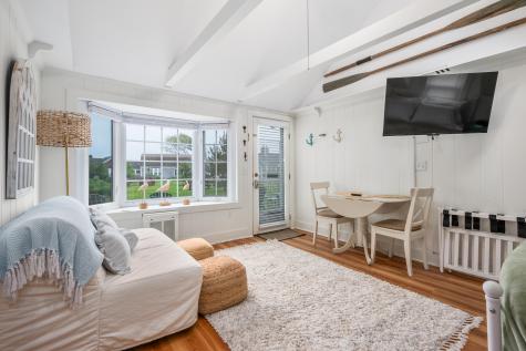 135 S South Shore Drive Yarmouth MA 02664