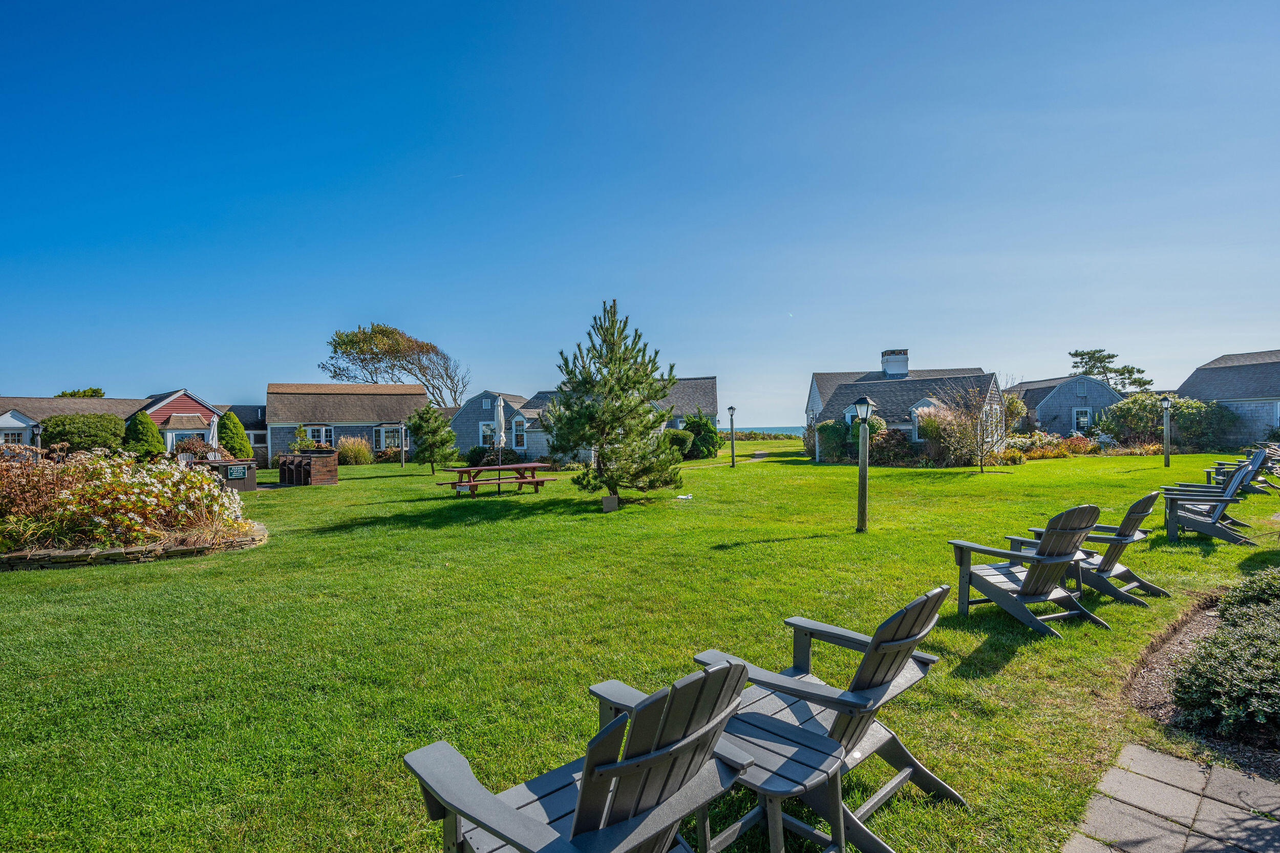 135 S South Shore Drive Yarmouth MA 02664