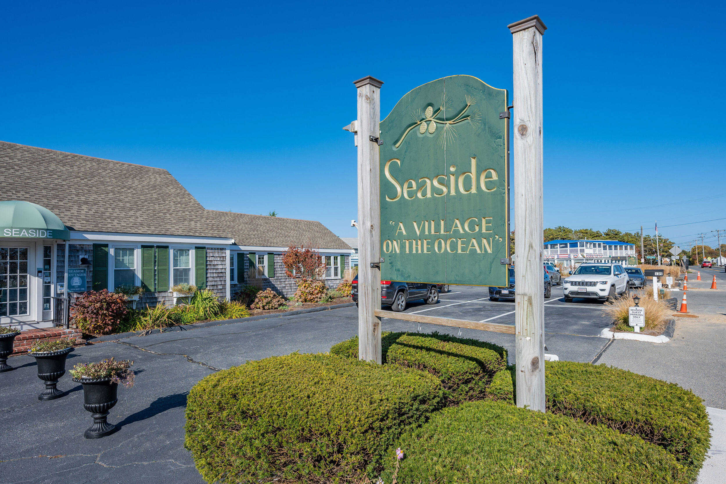 135 S South Shore Drive Yarmouth MA 02664