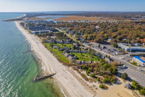 135 S South Shore Drive Yarmouth MA 02664