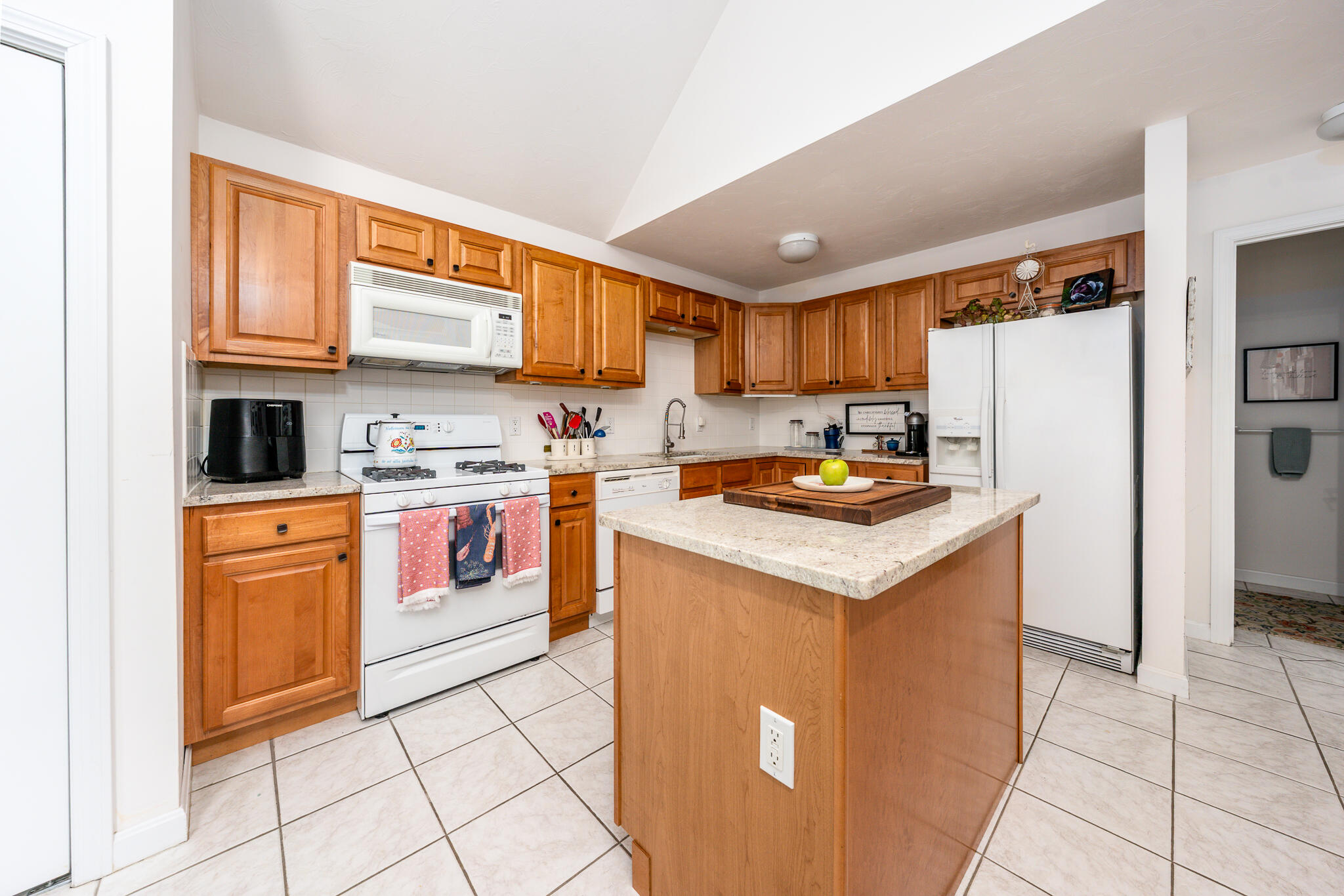 32 Red Cedar Road Mashpee MA 02649