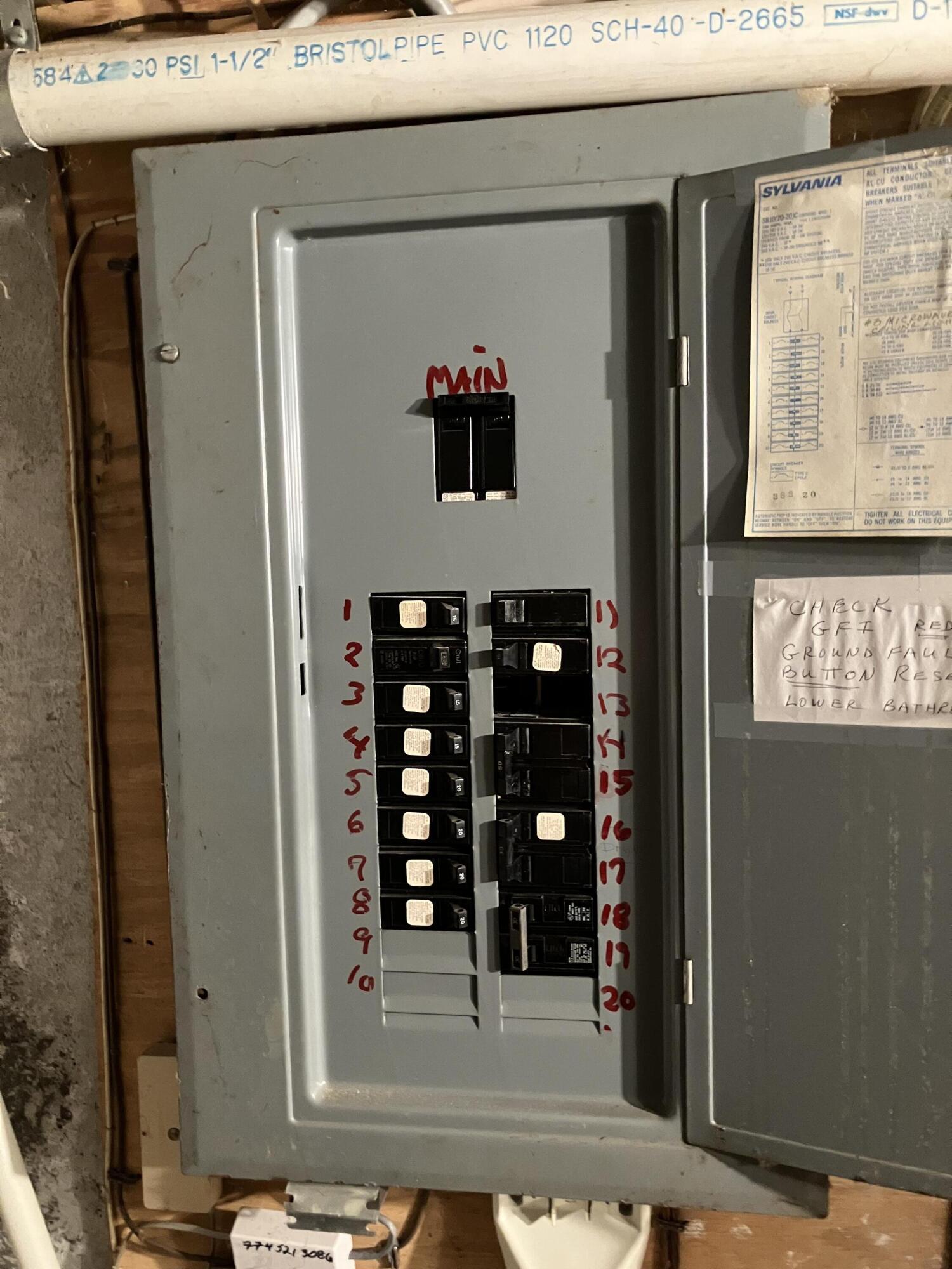 40 Shellback Way Mashpee MA 02649