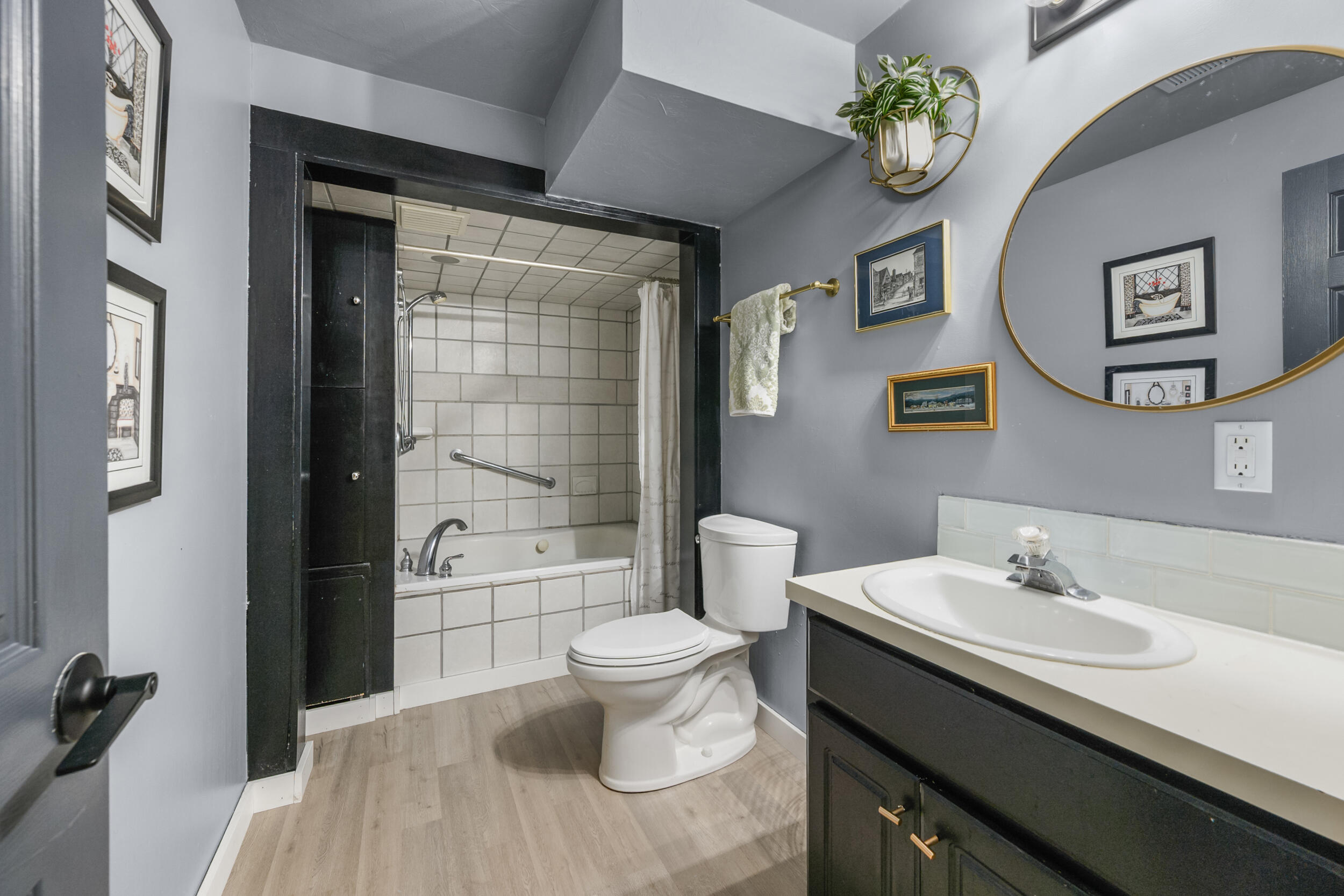 31 Forest Gate Yarmouth MA 02675
