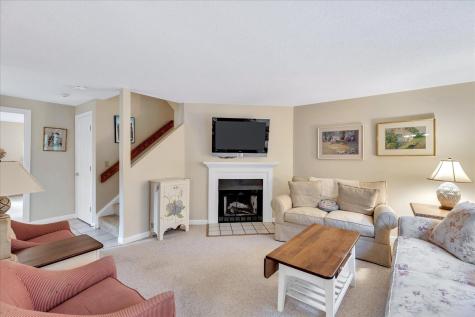 98 Shellback Way Mashpee MA 02649