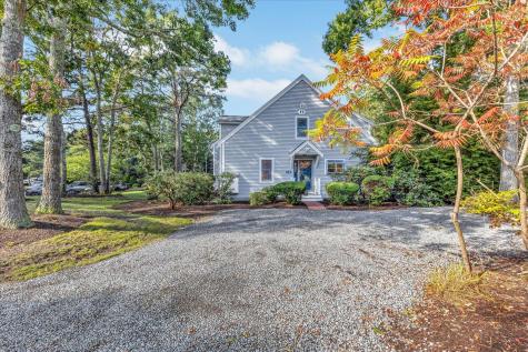 98 Shellback Way Mashpee MA 02649