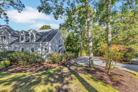 98 Shellback Way Mashpee MA 02649