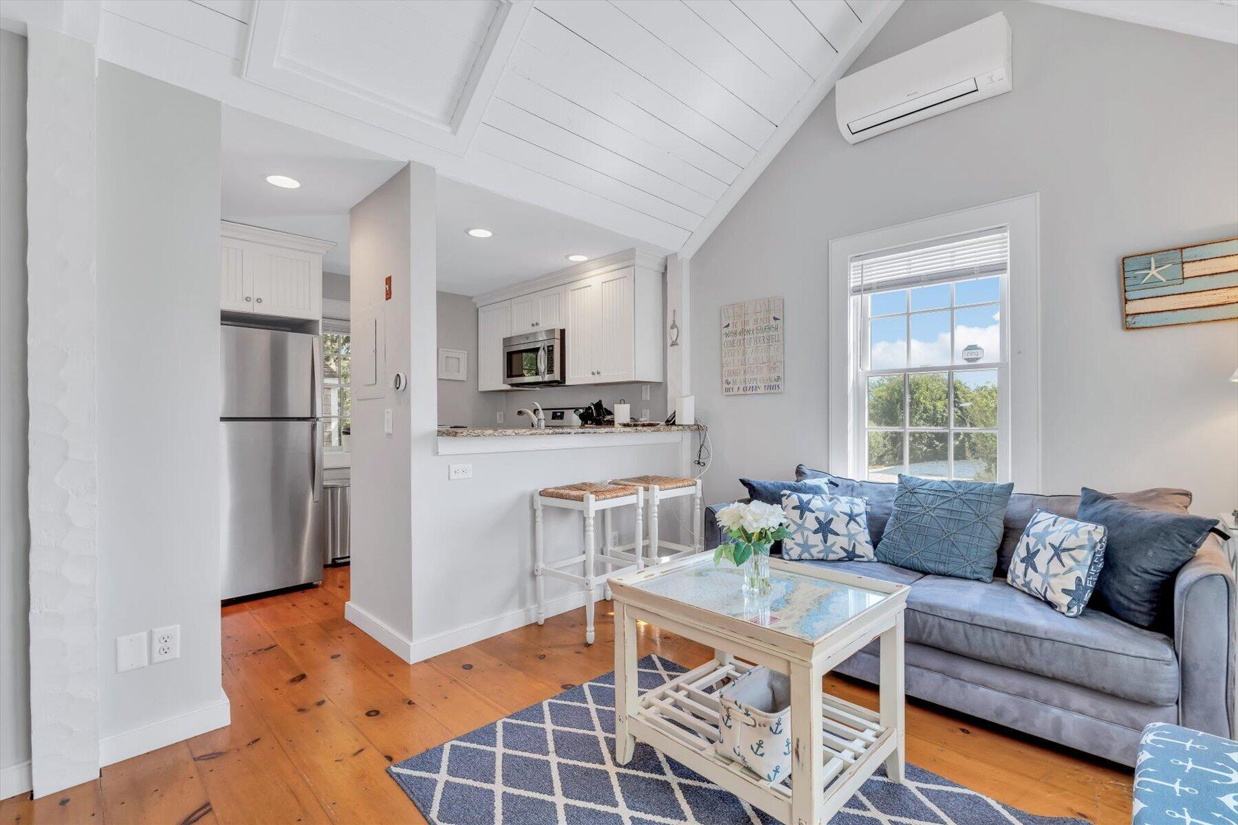 2 Cliffside Lane Mashpee MA 02649
