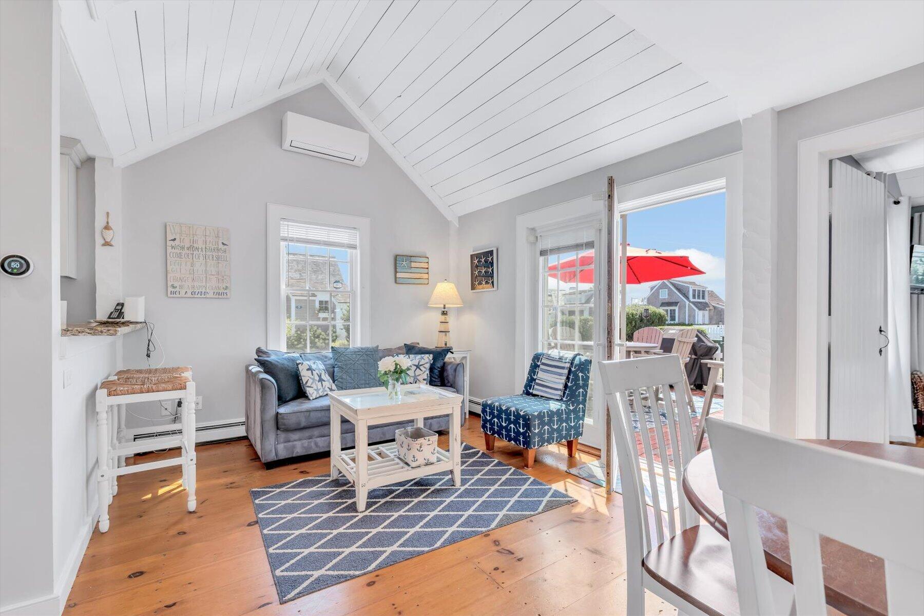 2 Cliffside Lane Mashpee MA 02649