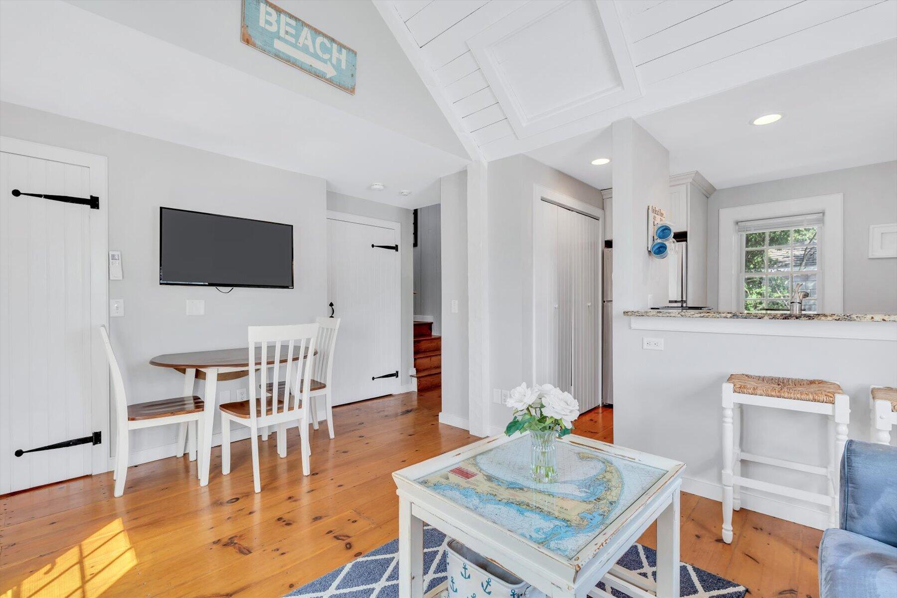 2 Cliffside Lane Mashpee MA 02649
