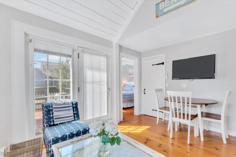 2 Cliffside Lane Mashpee MA 02649