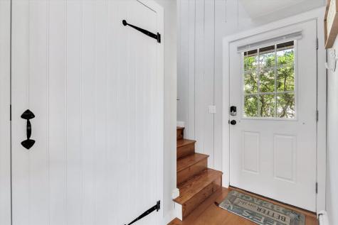 2 Cliffside Lane Mashpee MA 02649