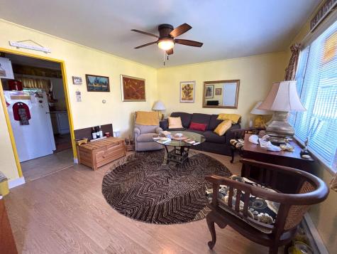 124 Skiff Avenue Vineyard Haven MA 02568