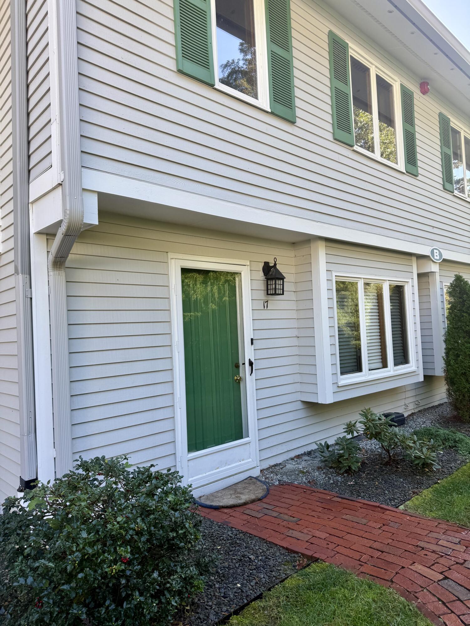 174 Lowell Road Mashpee MA 02649