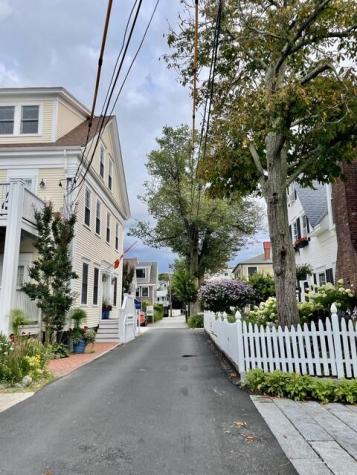 9 Dyer Street Provincetown MA 02657