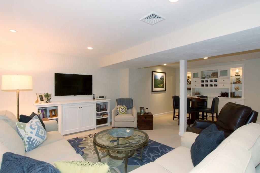 26 Lanyard Way Mashpee MA 02649