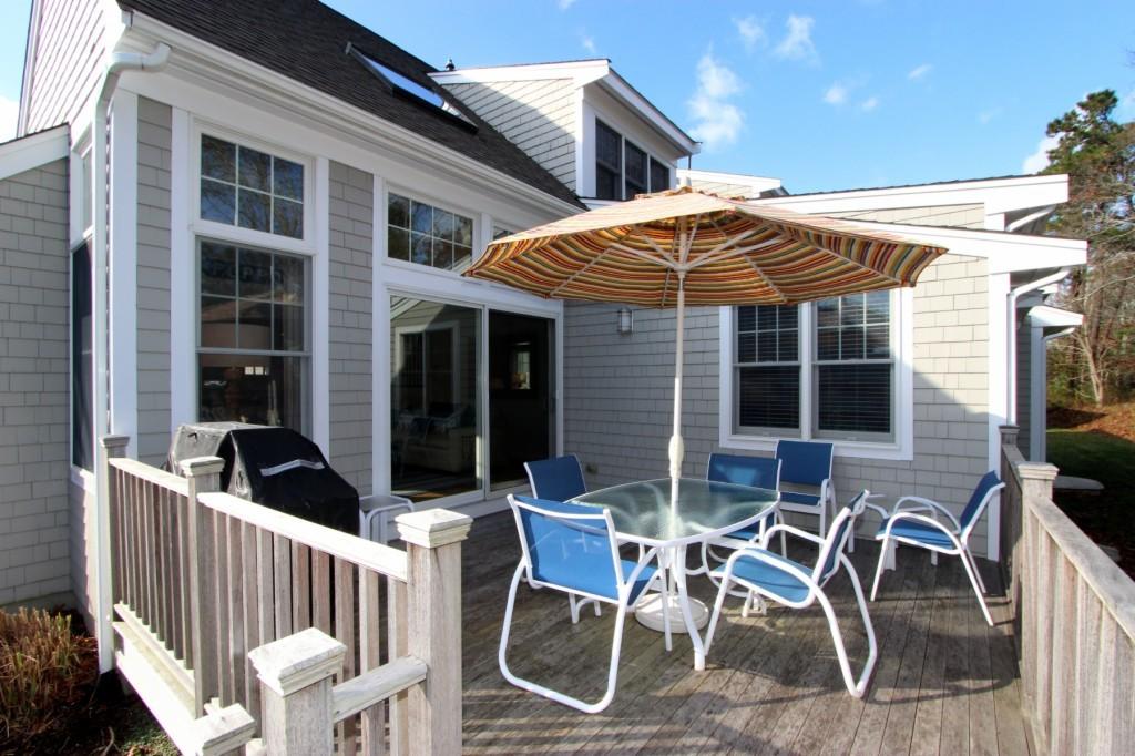 26 Lanyard Way Mashpee MA 02649