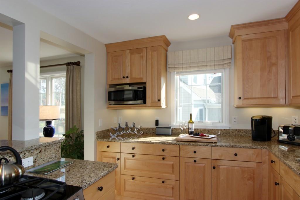 26 Lanyard Way Mashpee MA 02649