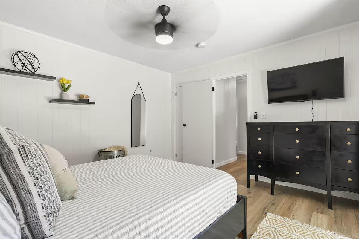 230 Gosnold Street Hyannis MA 02601