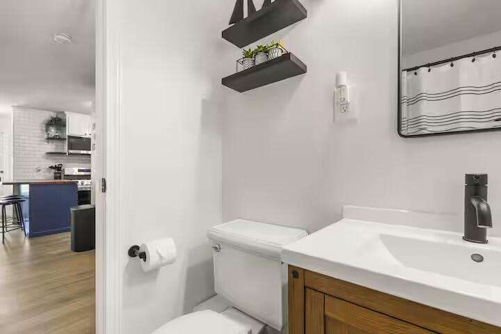 230 Gosnold Street Hyannis MA 02601