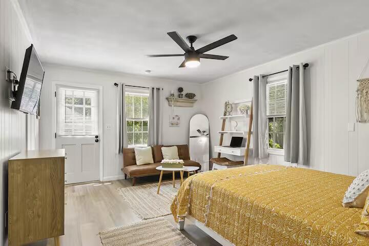 230 Gosnold Street Hyannis MA 02601