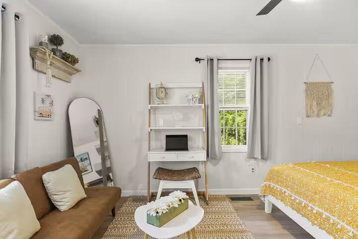 230 Gosnold Street Hyannis MA 02601