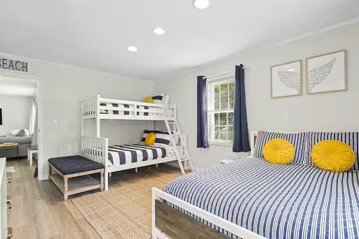 230 Gosnold Street Hyannis MA 02601