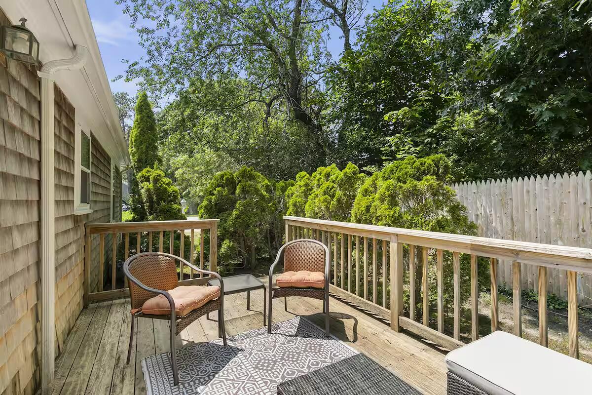 230 Gosnold Street Hyannis MA 02601