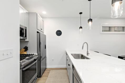 286A Bradford Street Provincetown MA 02657