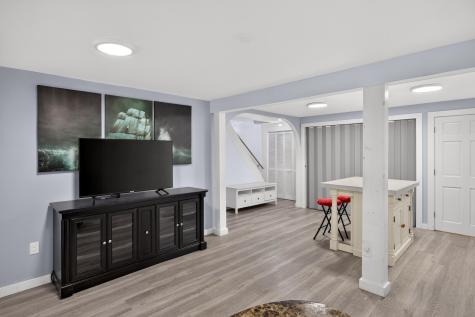 7 Sandy Hill Lane Provincetown MA 02657