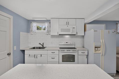 7 Sandy Hill Lane Provincetown MA 02657