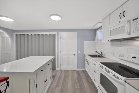 7 Sandy Hill Lane Provincetown MA 02657