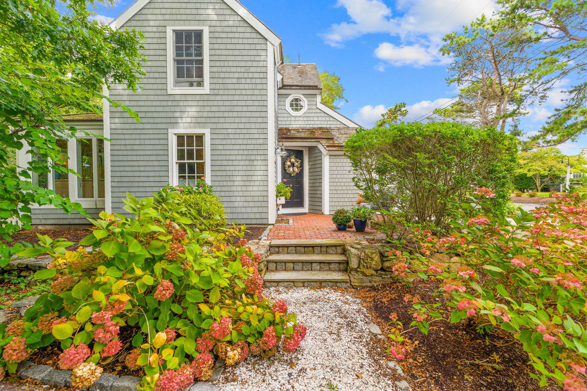 28 Flying Cloud Circle Mashpee MA 02649