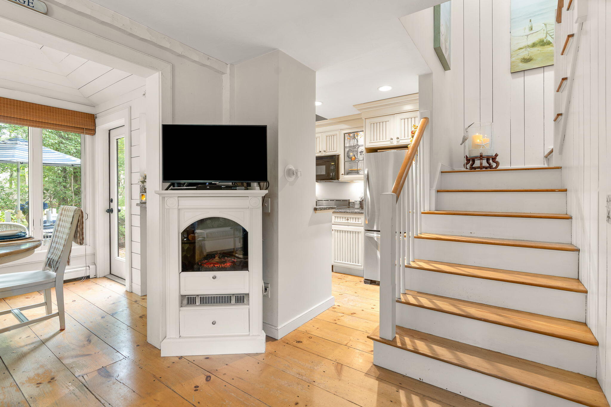 28 Flying Cloud Circle Mashpee MA 02649